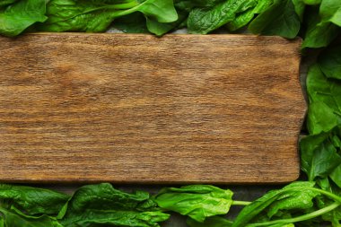 taze ıspanak yaprakları