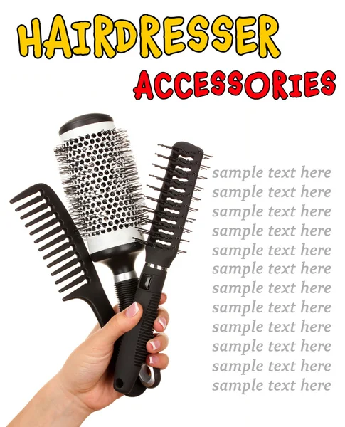 Kadın elinde üç tarak