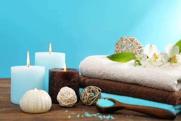 Spa treatments on wooden table — Stock Photo, Image