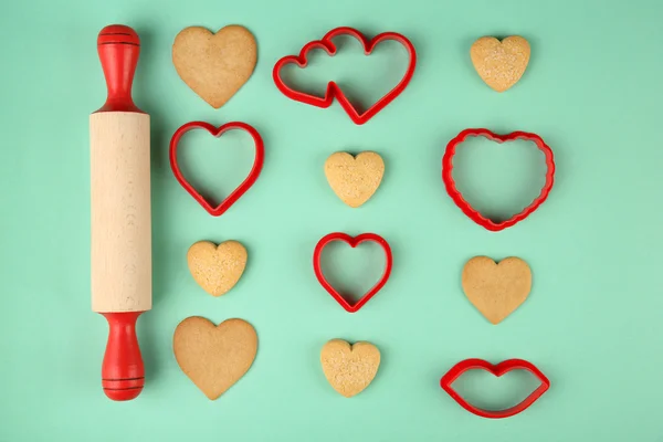 Kekse in Herzform zum Valentinstag — Stockfoto