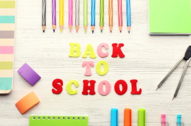 Okul okul yazıt geri ile ayarla