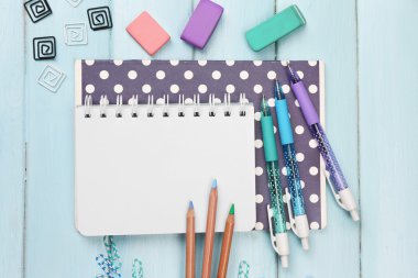 Ofis dizüstü bilgisayarlarla ayarla