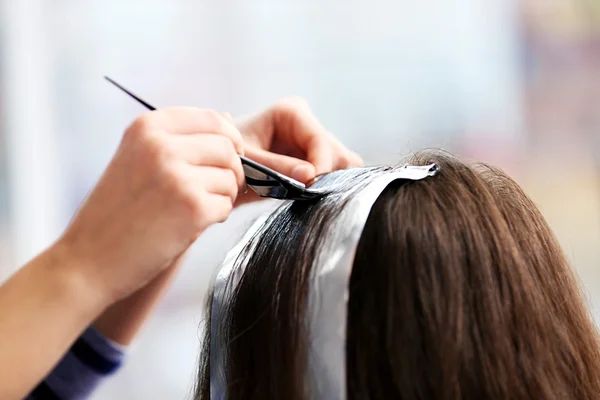 Kapper kleuren haar — Stockfoto