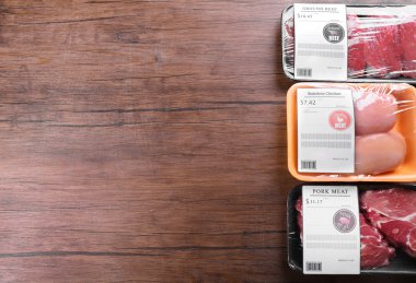 Paketlenmiş et parçaları 