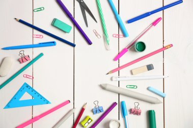 İleti örneği düz yatıyordu