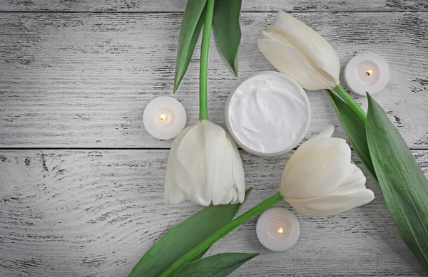 Lale ile kozmetik krem