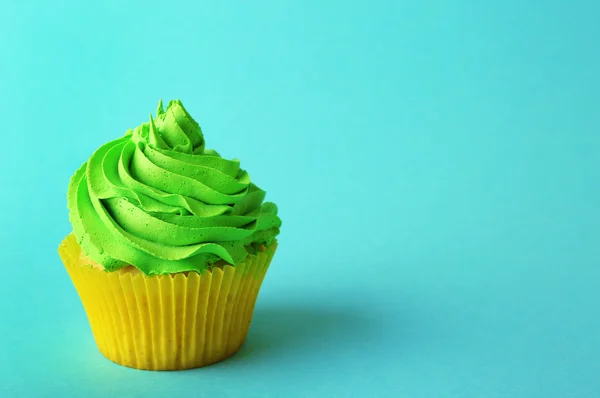 Cupcake di compleanno colorato — Foto Stock