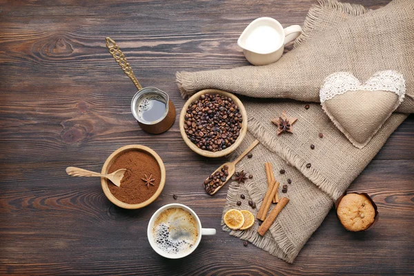 Kahve çekirdekleri ve baharatlar