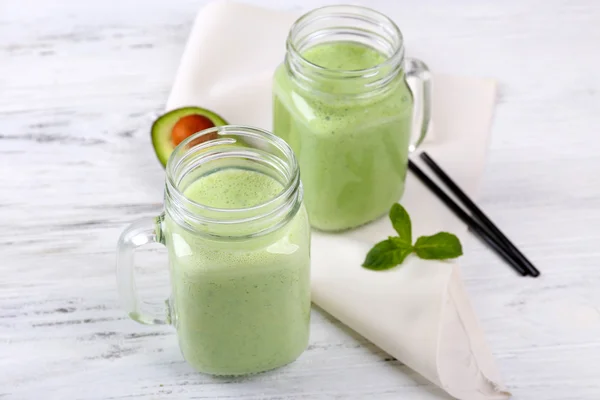 Smoothie de abacate fresco — Fotografia de Stock