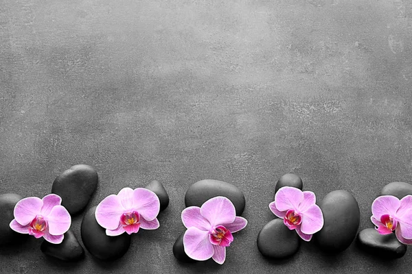 Spa stones and orchids — Stock Photo, Image