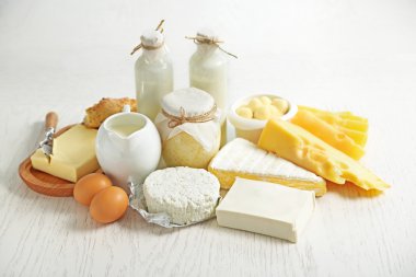 Taze süt ürünleri   