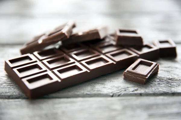 Deliciosos pedaços de chocolate — Fotografia de Stock