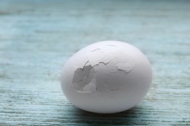 kırık yumurta yakın çekim