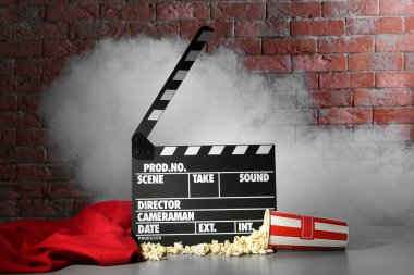 Clapper kurulu ve pop corn