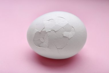 kırık yumurta yakın çekim