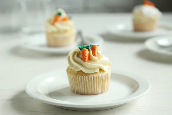 Composition with Easter cupcakes — Stock Photo, Image