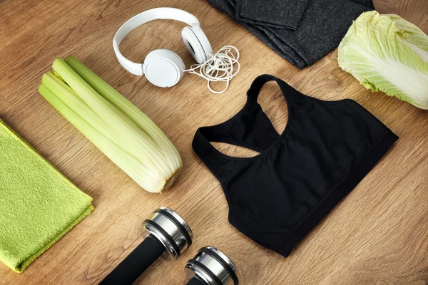 Kadın giyim ile Spor donatımı 