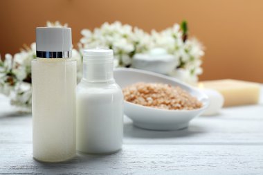 Kaplıca tedavisi ile çiçek şube    