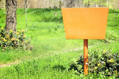 Yeşil Ahşap işareti