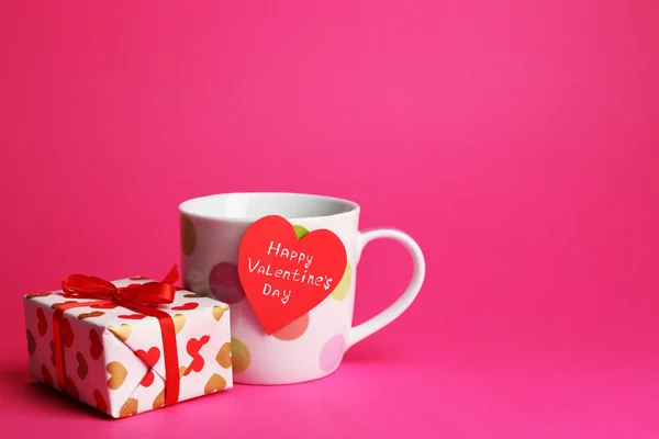 Cup with greeting card — Stock Photo, Image