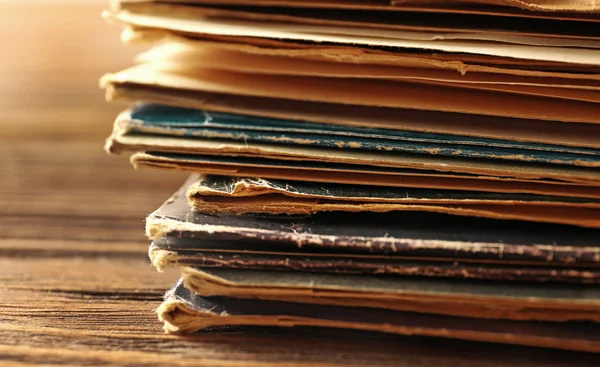 Stack of old vinyl records — Stock Photo, Image