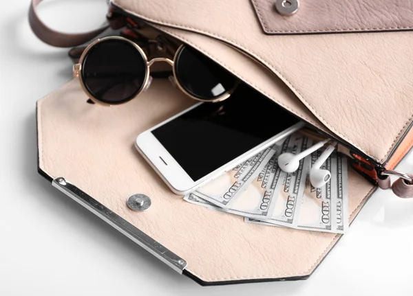 Woman's purse with glasses — Stock Photo, Image