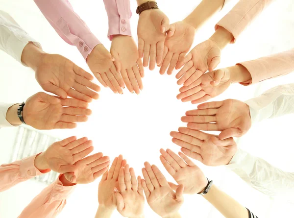 Teamwork. Die Hände der Geschäftsleute — Stockfoto