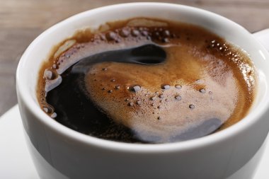 Bir fincan taze kahve. 