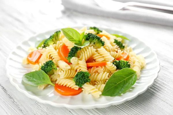 Kokt fusilli-pasta – stockfoto