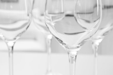 Kadehlerin bulanık iç 