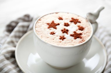 Bir fincan taze kahve. 