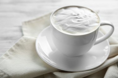 Bir fincan taze kahve. 