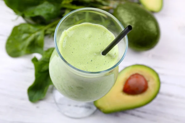 Delicious fresh avocado smoothie — Stock Photo, Image