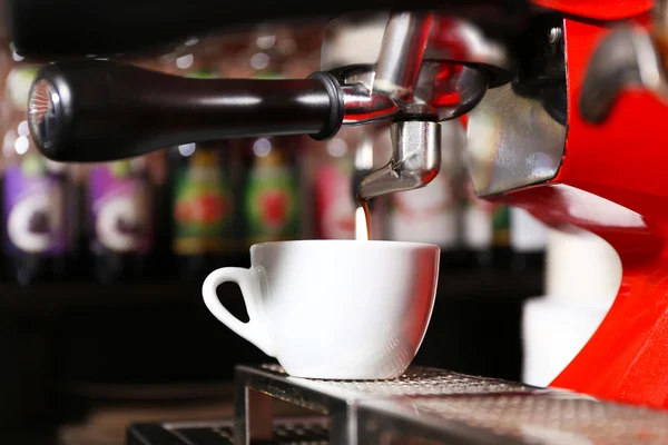 Coffee machine with cup — Stock Photo, Image