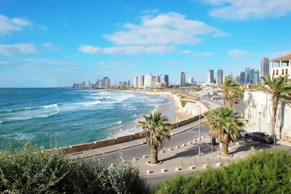 Hermoso mar y ciudad — Foto de Stock