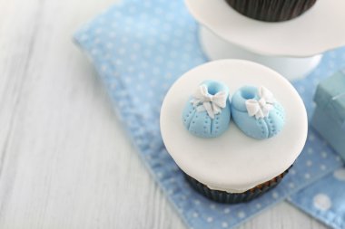 Dekoratif şenlikli cupcake          