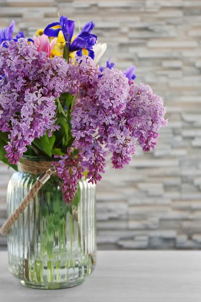 Bouquet of fresh spring flowers — Stock Photo, Image