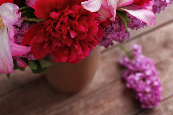 Beautiful fresh bouquet — Stock Photo, Image