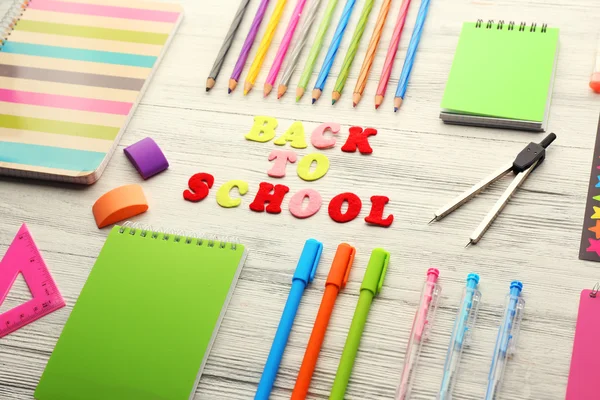 Set scuola con iscrizione a scuola — Foto Stock