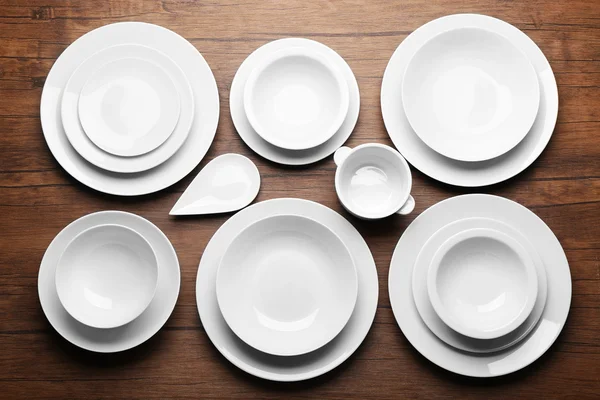 Jogo de pratos brancos — Fotografia de Stock