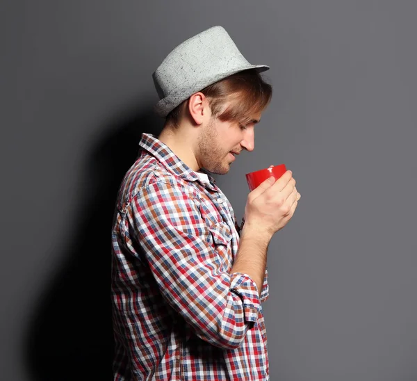 Hombre con taza de café — Foto de Stock