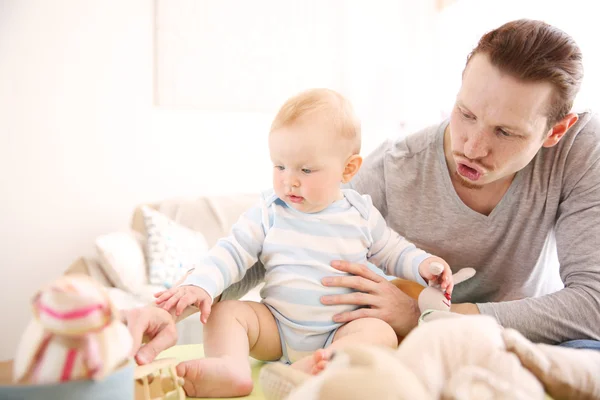 Father having fun with  little son — Stock Photo, Image