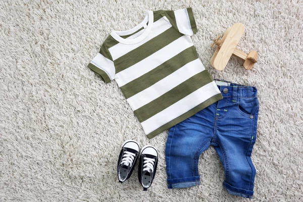 Ropa de moda para niños — Foto de Stock