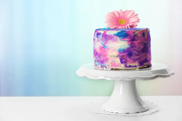 Вкусный цветовой торт — стоковое фото
