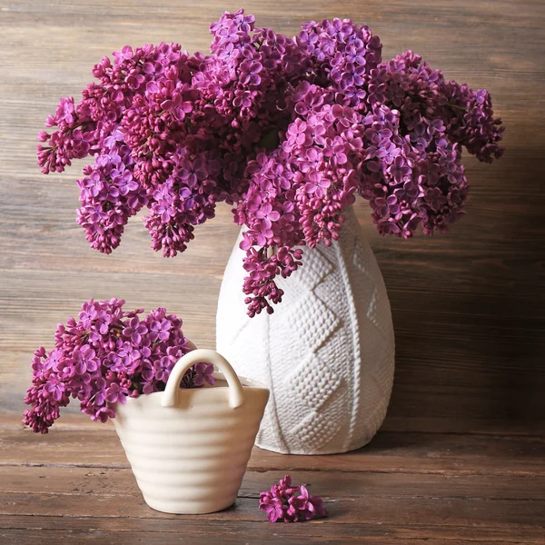 Fresh lilac on background — Stock Photo, Image