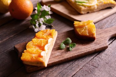 Lezzetli narenciye pasta