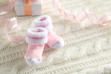 Bebek örme ekose çorap