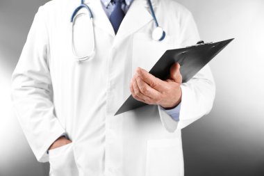 Pano ile profesyonel doktor