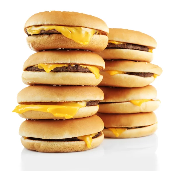 Pila de sabrosas hamburguesas con queso — Foto de Stock