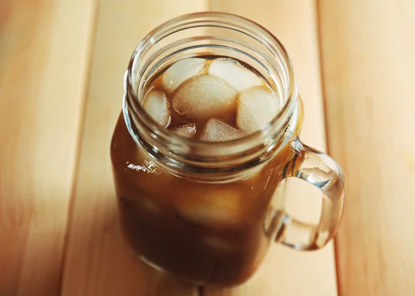 Sebotol kopi es — Stok Foto